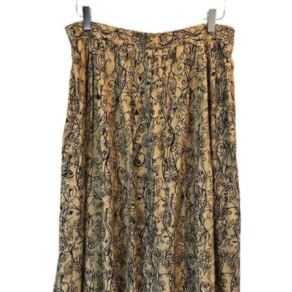 Parsons Place | Tan & Black Floral Print Button Down Maxi Skirt Size XL - Picture 8 of 10